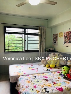 Woodlands Drive 50 thumbnail photo